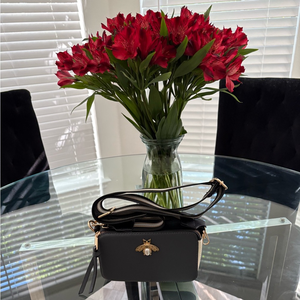 New camera style crossbody bag